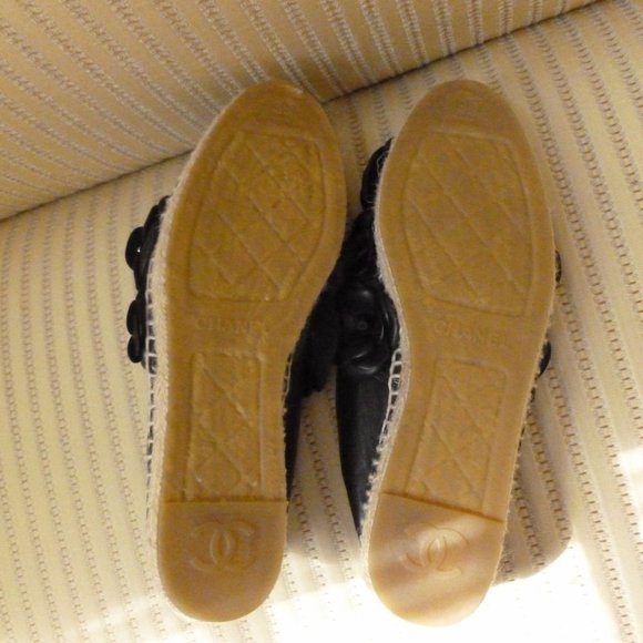 Chanel Leather Camellia CC Logo Espadrilles Flats HOST PICK! - Picture 7 of 8